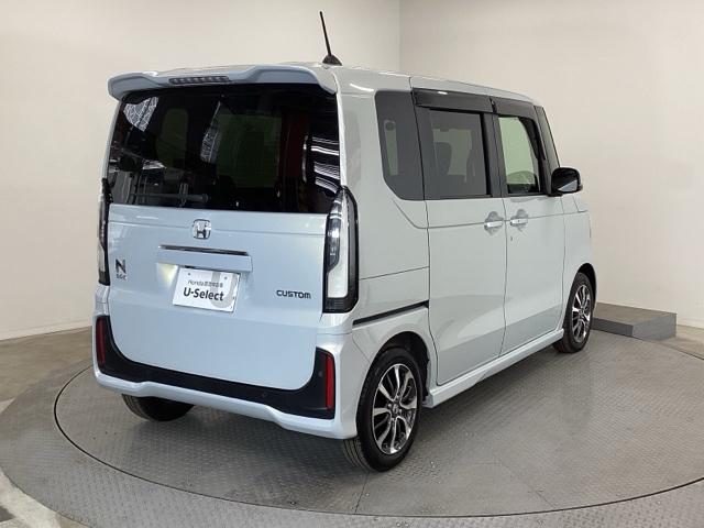 Ｎ－ＢＯＸカスタム ベースグレード　デモカーＵＰ・ＬＥＤ・フルセグ・メモリナビ・純正ＡＷ・シートヒーター・ＥＴＣ　ベンチシ－ト　アクティブクルーズ　フルセグ対応　前席シートヒーター　イモビライザー　１オーナー　ＵＳＢ　運転席エアバッグ（2枚目）