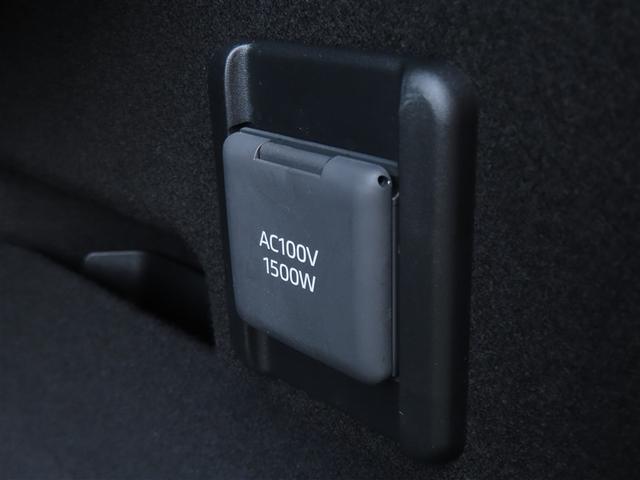 クラウンクロスオーバー ＲＳ　革シート　サンルーフ　４ＷＤ　フルセグ　メモリーナビ　バックカメラ　衝突被害軽減システム　ＥＴＣ　ＬＥＤヘッドランプ　ワンオーナー（11枚目）