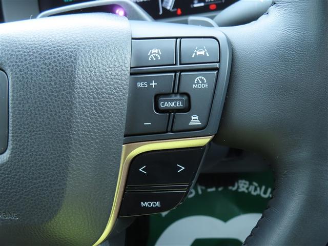 クラウンクロスオーバー ＲＳ　革シート　サンルーフ　４ＷＤ　フルセグ　メモリーナビ　バックカメラ　衝突被害軽減システム　ＥＴＣ　ＬＥＤヘッドランプ　ワンオーナー（31枚目）