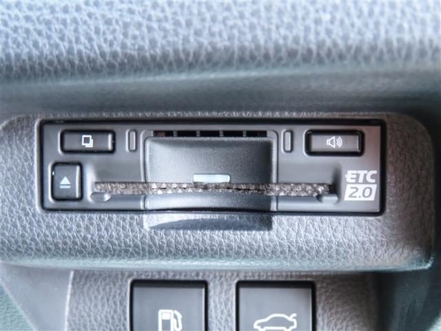 クラウンクロスオーバー ＲＳ　革シート　サンルーフ　４ＷＤ　フルセグ　メモリーナビ　バックカメラ　衝突被害軽減システム　ＥＴＣ　ＬＥＤヘッドランプ　ワンオーナー（34枚目）