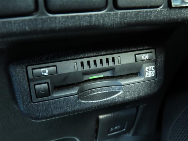 プリウスα Ｇツーリングセレクション　フルセグ　メモリーナビ　ＤＶＤ再生　バックカメラ　衝突被害軽減システム　ＥＴＣ　ドラレコ　ＬＥＤヘッドランプ　ワンオーナー（32枚目）