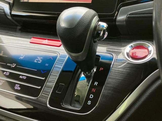 オデッセイ アブソルート　純正　ナビ／シティーブレーキアクティブシステム（ホンダ）／両側電動スライドドア／シート　ハーフレザー／ヘッドランプ　ＬＥＤ／ＵＳＢジャック／Ｂｌｕｅｔｏｏｔｈ接続／ＨＤＭＩ接続／ＥＴＣ　バックカメラ（18枚目）