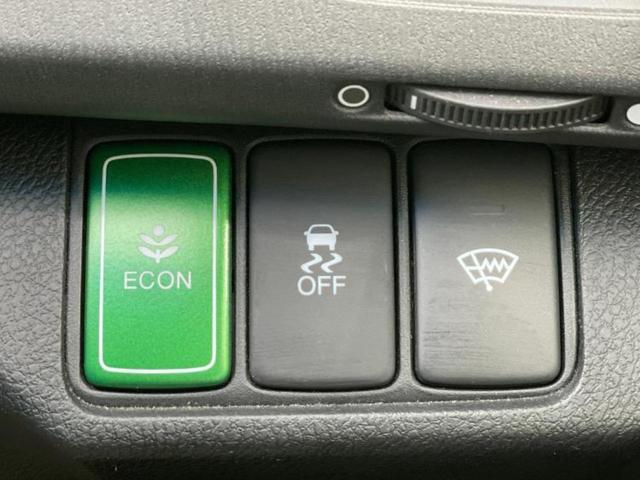 オデッセイ Ｍ・エアロパッケージ　新品タイヤ／純正　ナビ／ヘッドランプ　ＨＩＤ／Ｂｌｕｅｔｏｏｔｈ接続／ＥＴＣ／ＥＢＤ付ＡＢＳ／横滑り防止装置／バックモニター／フルセグＴＶ／ＤＶＤ／エアバッグ　運転席／エアバッグ　助手席　バックカメラ（31枚目）