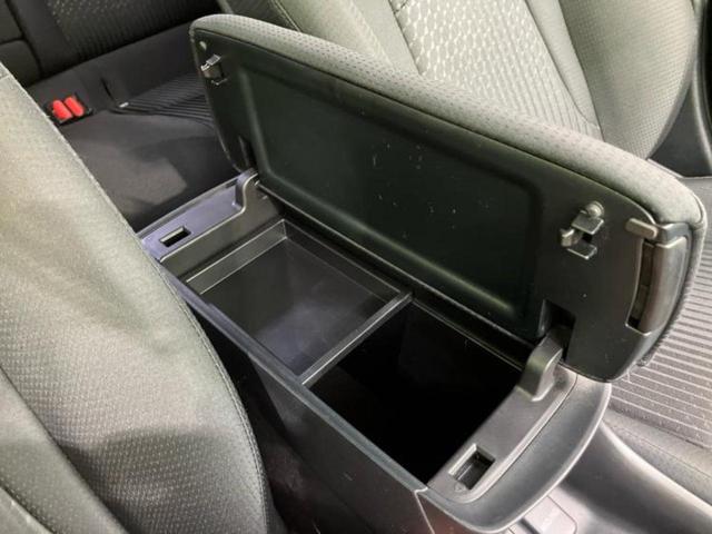 プリウス Sセーフティプラス 保証書/純正 9インチ SDナビ/トヨタセーフティセンス/車線逸脱防止支援システム/ドライブレコーダー 純正/ヘッドランプ LED/Bluetooth接続/ETC/EBD付ABS/横滑り防止装置(37枚目)