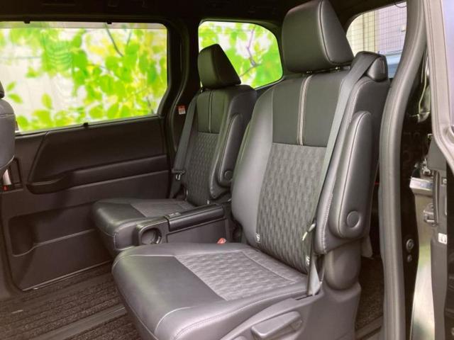 ノア ハイブリッドS-Z 保証書/ディスプレイオーディオ10.5インチ/フリップダウンモニター 純正 14インチ/トヨタセーフティセンス/両側電動スライドドア/シートヒーター 前席/車線逸脱防止支援システム バックカメラ(8枚目)