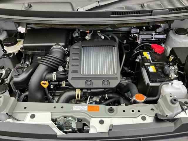 ルーミー カスタムＧ－Ｔ　保証書／ディスプレイオーディオ９インチ／スマートアシスト（トヨタ・ダイハツ）／両側電動スライドドア／シートヒーター　前席／パノラミックビューモニター／車線逸脱防止支援システム／登録済未使用車　ターボ（45枚目）