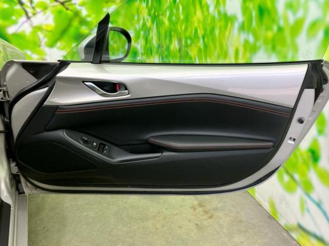 ＷＥＣＡＲＳでは各商談席に大型モニターをご用意しております！見やすい大画面でゆったりと全国の在庫をご覧いただけます！是非ご来店お待ちしております！