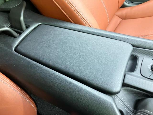 国産車から輸入車まで多様なお客様のニーズのお応えできるように、全国規模で豊富な在庫展開！車のことならＷＥＣＡＲＳへ！