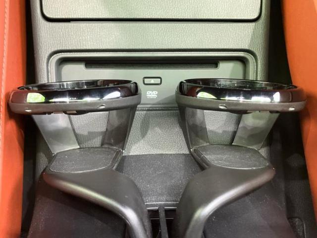 ＷＥＣＡＲＳでは各商談席に大型モニターをご用意しております！見やすい大画面でゆったりと全国の在庫をご覧いただけます！是非ご来店お待ちしております！