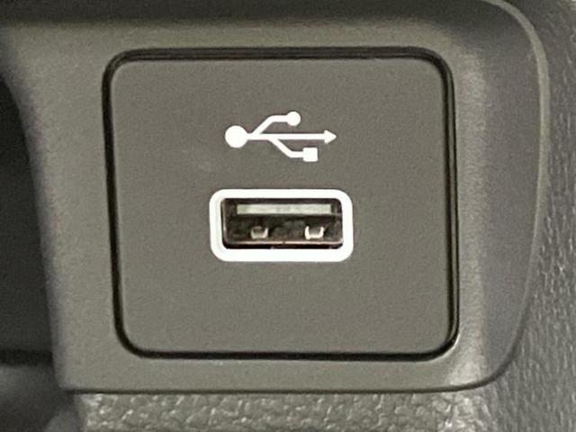 「この車の写真をもっと見たい」「状態が気になる」「この装備はついている？」どんな小さな疑問でもお気軽にお問い合わせください！