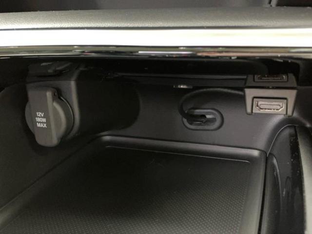 ＷＥＣＡＲＳでは各商談席に大型モニターをご用意しております！見やすい大画面でゆったりと全国の在庫をご覧いただけます！是非ご来店お待ちしております！