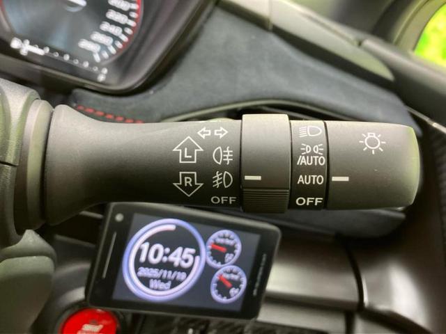 ＷＲＸ　Ｓ４ ４ＷＤ　ＳＴＩスポーツＲ　ＥＸ　サンルーフ／純正エアロ／保証書／社外　１１．６インチ　メモリーナビ／アイサイトＸ（スバル新型）／シートヒーター　全席／車線逸脱防止支援システム／シート　ハーフレザー／ドライブレコーダー　前後　ターボ（15枚目）