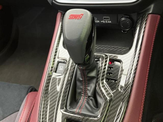 ＷＲＸ　Ｓ４ ４ＷＤ　ＳＴＩスポーツＲ　ＥＸ　サンルーフ／純正エアロ／保証書／社外　１１．６インチ　メモリーナビ／アイサイトＸ（スバル新型）／シートヒーター　全席／車線逸脱防止支援システム／シート　ハーフレザー／ドライブレコーダー　前後　ターボ（17枚目）