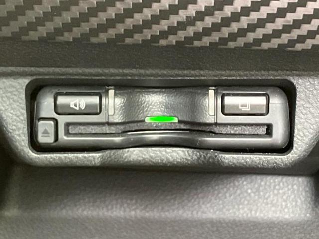 ＷＲＸ　Ｓ４ ４ＷＤ　ＳＴＩスポーツＲ　ＥＸ　サンルーフ／純正エアロ／保証書／社外　１１．６インチ　メモリーナビ／アイサイトＸ（スバル新型）／シートヒーター　全席／車線逸脱防止支援システム／シート　ハーフレザー／ドライブレコーダー　前後　ターボ（18枚目）