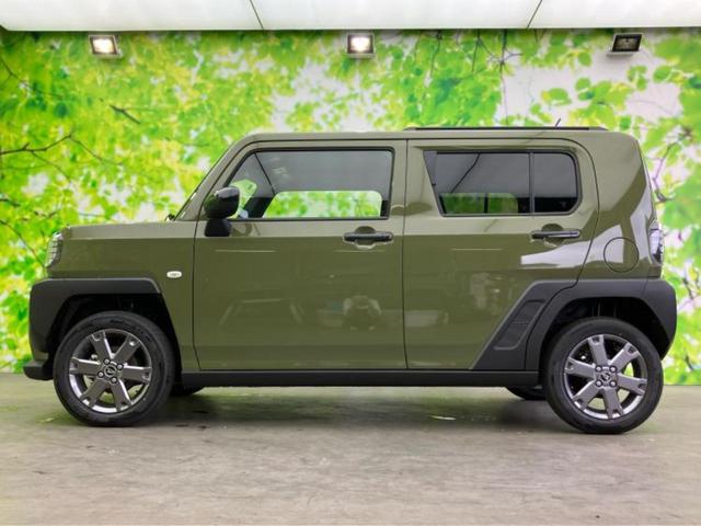 タフト Ｇダーククロムベンチャー　ガラスルーフ／スマートアシスト（トヨタ・ダイハツ）／シートヒーター　前席／車線逸脱防止支援システム／登録済未使用車／ヘッドランプ　ＬＥＤ／ＵＳＢジャック／ＥＢＤ付ＡＢＳ／横滑り防止装置　禁煙車（2枚目）