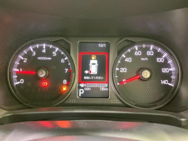 タフト Ｇダーククロムベンチャー　ガラスルーフ／スマートアシスト（トヨタ・ダイハツ）／シートヒーター　前席／車線逸脱防止支援システム／登録済未使用車／ヘッドランプ　ＬＥＤ／ＵＳＢジャック／ＥＢＤ付ＡＢＳ／横滑り防止装置　禁煙車（9枚目）