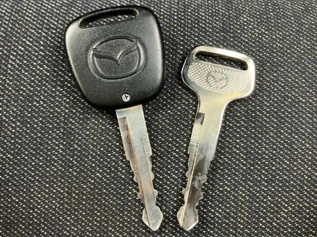 キャロル ＧＬ　保証書／デュアルカメラブレーキサポート（スズキ）／シートヒーター　運転席／車線逸脱防止支援システム／ＥＢＤ付ＡＢＳ／横滑り防止装置／アイドリングストップ／エアバッグ　サイド／パワーウインドウ（33枚目）