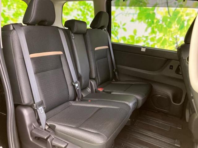 セレナ ｅパワーハイウェイスターＶ　新品タイヤ／純正　１２．３インチ　メモリーナビ／フリップダウンモニター　純正　１１インチ／インテリジェントルームミラー／エマージェンシーブレーキ／両側電動スライドドア／アラウンドビューモニター（6枚目）