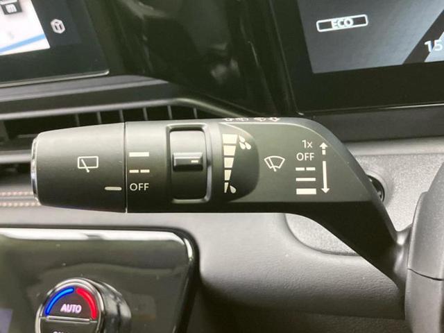 セレナ ｅパワーハイウェイスターＶ　新品タイヤ／純正　１２．３インチ　メモリーナビ／フリップダウンモニター　純正　１１インチ／インテリジェントルームミラー／エマージェンシーブレーキ／両側電動スライドドア／アラウンドビューモニター（16枚目）