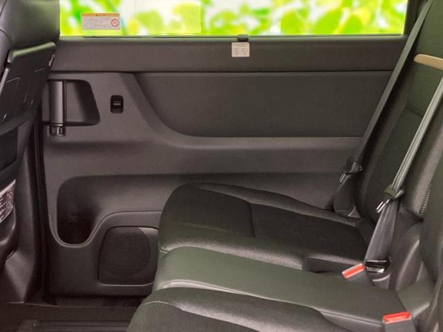 セレナ ｅパワーハイウェイスターＶ　新品タイヤ／純正　１２．３インチ　メモリーナビ／フリップダウンモニター　純正　１１インチ／インテリジェントルームミラー／エマージェンシーブレーキ／両側電動スライドドア／アラウンドビューモニター（22枚目）