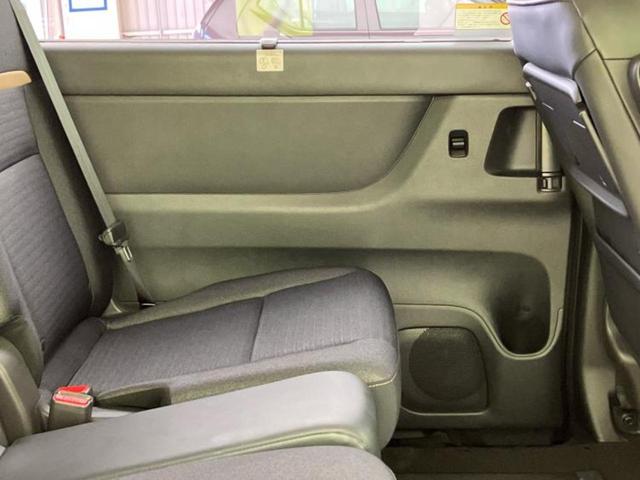 セレナ ｅパワーハイウェイスターＶ　新品タイヤ／純正　１２．３インチ　メモリーナビ／フリップダウンモニター　純正　１１インチ／インテリジェントルームミラー／エマージェンシーブレーキ／両側電動スライドドア／アラウンドビューモニター（24枚目）