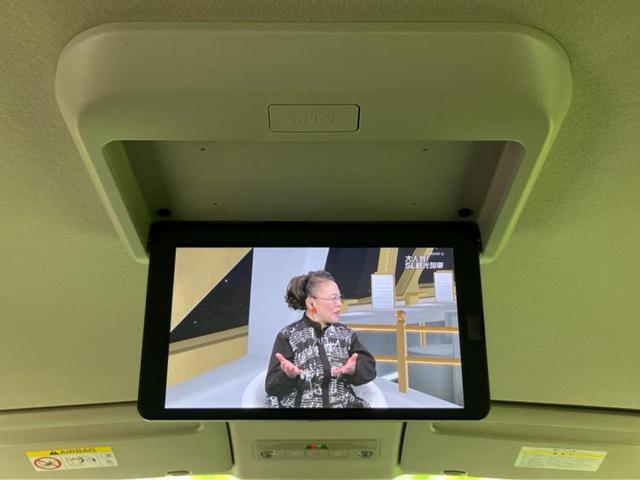 セレナ ｅパワーハイウェイスターＶ　新品タイヤ／純正　１２．３インチ　メモリーナビ／フリップダウンモニター　純正　１１インチ／インテリジェントルームミラー／エマージェンシーブレーキ／両側電動スライドドア／アラウンドビューモニター（43枚目）