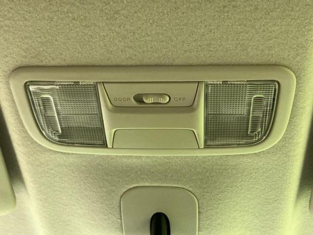 ＷＥＣＡＲＳの展示場では実際に見て、触ってお車をお選びいただけます！知識の豊富な営業スタッフが様々なカーライフをご提案いたします！