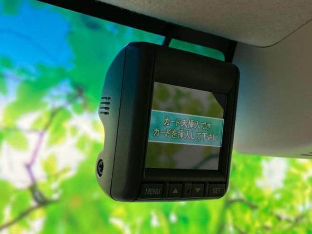 国産車から輸入車まで多様なお客様のニーズのお応えできるように、全国規模で豊富な在庫展開！車のことならＷＥＣＡＲＳへ！