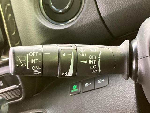 N-BOXカスタム G・EXターボホンダセンシング 新品タイヤ/保証書/純正 8インチ SDナビ/ホンダセンシング/両側電動スライドドア/車線逸脱防止支援システム/シート ハーフレザー/ドライブレコーダー 純正/ヘッドランプ LED/USBジャック(17枚目)