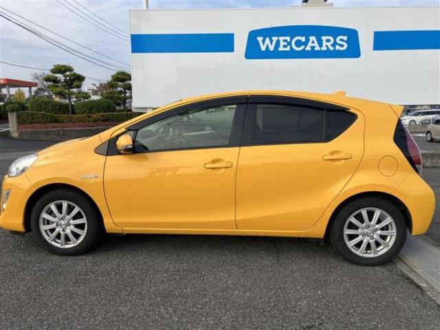 アクア Ｓ　新品タイヤ／純正　ＳＤナビ／トヨタセーフティセンス／車線逸脱防止支援システム／ヘッドランプ　ＬＥＤ／Ｂｌｕｅｔｏｏｔｈ接続／ＥＴＣ／ＥＢＤ付ＡＢＳ／横滑り防止装置／アイドリングストップ　バックカメラ（2枚目）