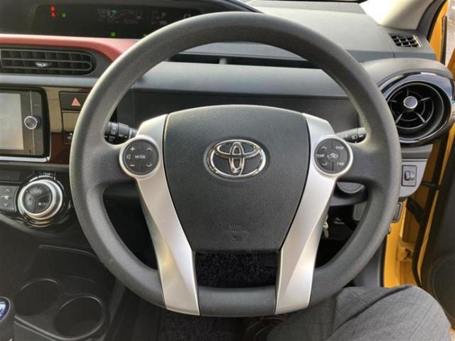 アクア Ｓ　新品タイヤ／純正　ＳＤナビ／トヨタセーフティセンス／車線逸脱防止支援システム／ヘッドランプ　ＬＥＤ／Ｂｌｕｅｔｏｏｔｈ接続／ＥＴＣ／ＥＢＤ付ＡＢＳ／横滑り防止装置／アイドリングストップ　バックカメラ（13枚目）