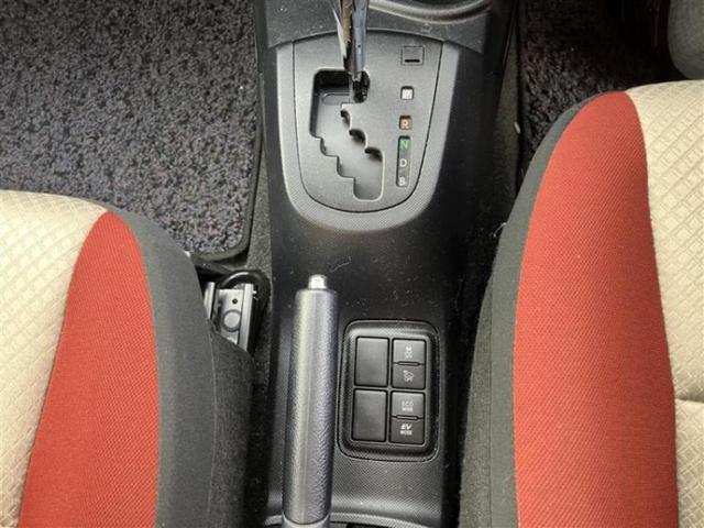 アクア Ｓ　新品タイヤ／純正　ＳＤナビ／トヨタセーフティセンス／車線逸脱防止支援システム／ヘッドランプ　ＬＥＤ／Ｂｌｕｅｔｏｏｔｈ接続／ＥＴＣ／ＥＢＤ付ＡＢＳ／横滑り防止装置／アイドリングストップ　バックカメラ（16枚目）