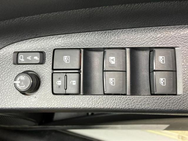 シエンタ Gクエロ 保証書/純正 SDナビ/トヨタセーフティセンス/両側電動スライドドア/車線逸脱防止支援システム/シート ハーフレザー/ドライブレコーダー 社外/ヘッドランプ LED/USBジャック バックカメラ(27枚目)