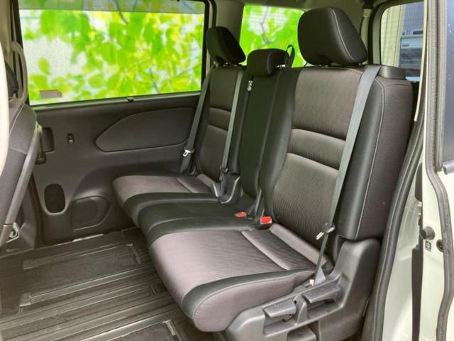 セレナ ハイウェイスター 新品タイヤ/保証書/純正 SDナビ/フリップダウンモニター 純正 11インチ/インテリジェントルームミラー/エマージェンシーブレーキ/ハンズフリー両側電動スライドドア/アラウンドビューモニター ETC(8枚目)