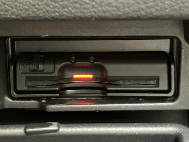 セレナ ハイウェイスター 新品タイヤ/保証書/純正 SDナビ/フリップダウンモニター 純正 11インチ/インテリジェントルームミラー/エマージェンシーブレーキ/ハンズフリー両側電動スライドドア/アラウンドビューモニター ETC(25枚目)