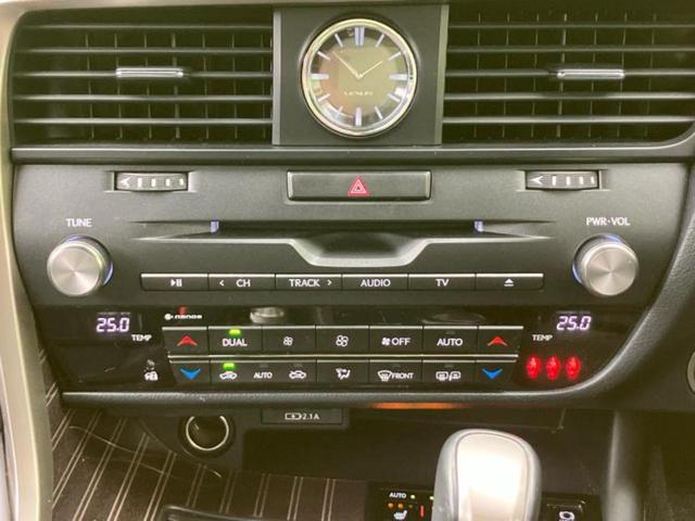 RX 4WD RX300バージョンL 新品タイヤ/サンルーフ/保証書/純正 12.3インチ メモリーナビ/プリクラッシュセーフティ/シートヒーター 全席/パノラミックビューモニター/車線逸脱防止支援システム/シート フルレザー 革シート(32枚目)