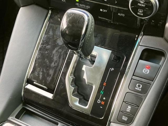 アルファード Ｓ　Ｃパッケージ　サンルーフ／保証書／ディスプレイオーディオ＋ナビ９インチ／デジタルインナーミラー／トヨタセーフティセンス／両側電動スライドドア／エアーシート　前席／車線逸脱防止支援システム／シート　合皮　バックカメラ（18枚目）