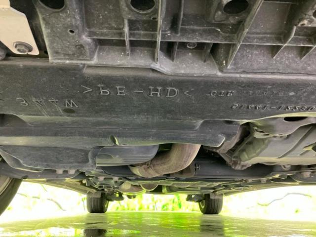 アルファード ２４０Ｓ　新品タイヤ／保証書／純正　８インチ　ＨＤＤナビ／両側電動スライドドア／ヘッドランプ　ＨＩＤ／Ｂｌｕｅｔｏｏｔｈ接続／ＥＴＣ／ＥＢＤ付ＡＢＳ／横滑り防止装置／クルーズコントロール／バックモニター（48枚目）