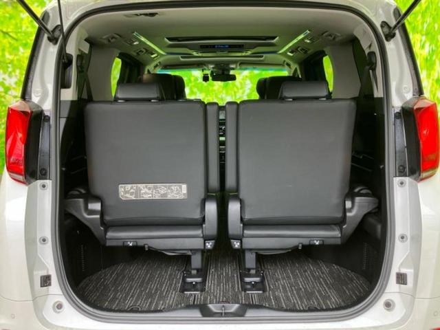 アルファード Ｓ　Ｃパッケージ　新品タイヤ／ツインムーンルーフ／保証書／社外　１１インチ　ＳＤナビ／フリップダウンモニター　社外　１２．８インチ／トヨタセーフティセンス／両側電動スライドドア／車線逸脱防止支援システム　サンルーフ（20枚目）