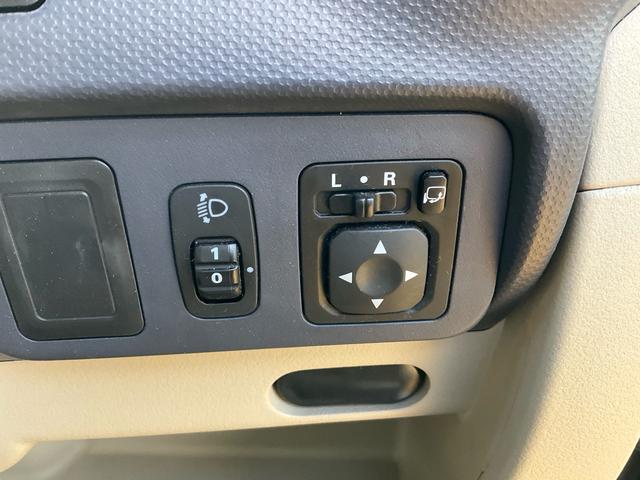 eKワゴン M 5速マニュアル 走行7.8万キロ キーレス 電格ミラー フル装備 Wエアバッグ マニュアル車 点検整備付き グー鑑定付き ロードサポート1年付き(60枚目)