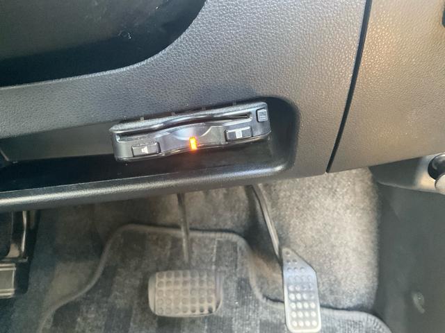 遠出の際にも嬉しい装備のＥＴＣ！ノンストップで高速道路に乗れるのが嬉しいですね☆あると嬉しい便利な装備です☆