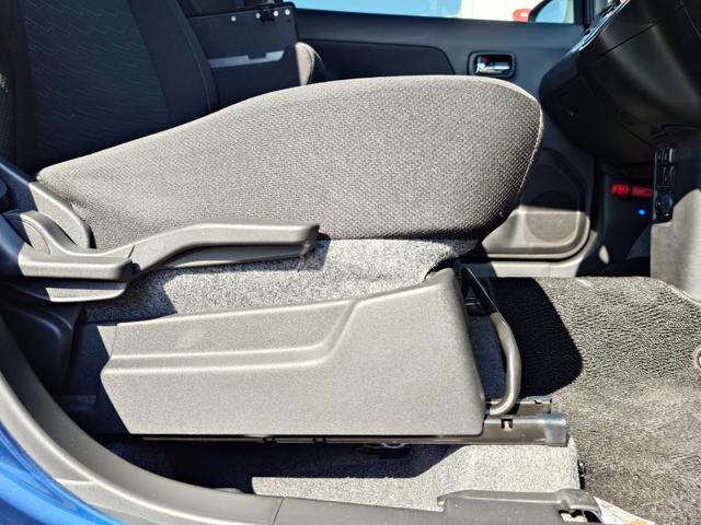 ワゴンＲカスタムＺ ハイブリッドＺＴ　ハイブリッドＺＴ（４名）　デュアルカメラブレーキサポート　マイルドハイブリッド　純正８インチナビゲーション　全方位モニター　ＥＴＣ　禁煙車　ターボ　ＬＥＤヘッドライト　純正１５インチアルミホイール（16枚目）