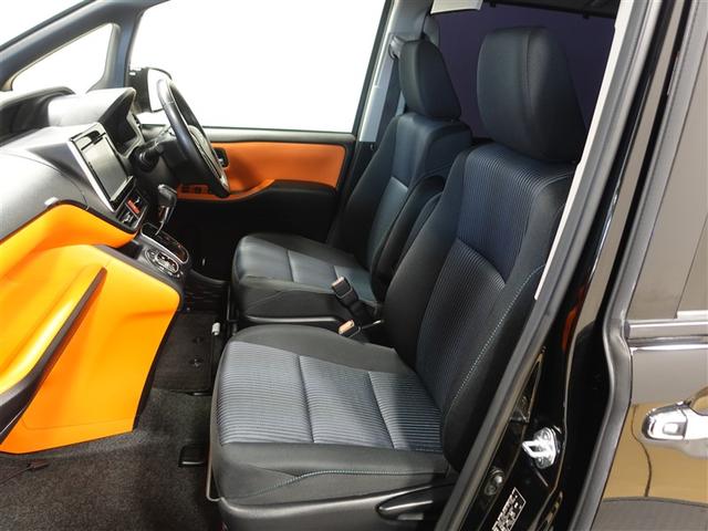 ヴォクシー ZS フルセグ メモリーナビ DVD再生 ミュージックプレイヤー接続可 後席モニター バックカメラ ETC 両側電動スライド LEDヘッドランプ ウオークスルー 乗車定員7人 3列シート 記録簿(6枚目)