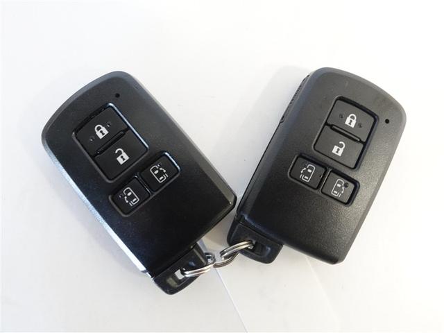 ヴォクシー ZS フルセグ メモリーナビ DVD再生 ミュージックプレイヤー接続可 後席モニター バックカメラ ETC 両側電動スライド LEDヘッドランプ ウオークスルー 乗車定員7人 3列シート 記録簿(18枚目)