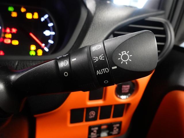 ヴォクシー ZS フルセグ メモリーナビ DVD再生 ミュージックプレイヤー接続可 後席モニター バックカメラ ETC 両側電動スライド LEDヘッドランプ ウオークスルー 乗車定員7人 3列シート 記録簿(26枚目)