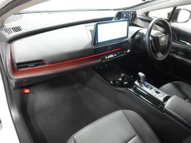 プリウス Z フルセグ メモリーナビ ミュージックプレイヤー接続可 バックカメラ 衝突被害軽減システム ETC ドラレコ LEDヘッドランプ ワンオーナー 記録簿(9枚目)