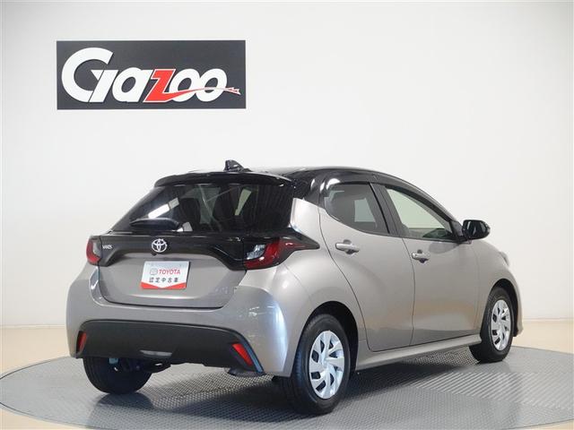 ヤリス G フルセグ メモリーナビ DVD再生 ミュージックプレイヤー接続可 バックカメラ 衝突被害軽減システム ETC ワンオーナー 記録簿(4枚目)