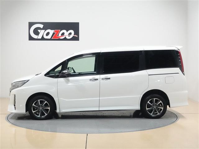 ノア Ｓｉ　ダブルバイビーＩＩＩ　４ＷＤ　フルセグ　メモリーナビ　ＤＶＤ再生　ミュージックプレイヤー接続可　後席モニター　バックカメラ　衝突被害軽減システム　ＥＴＣ　両側電動スライド　ＬＥＤヘッドランプ　ウオークスルー　乗車定員８人（3枚目）