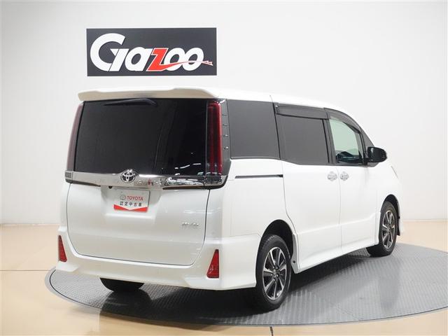 ノア Ｓｉ　ダブルバイビーＩＩＩ　４ＷＤ　フルセグ　メモリーナビ　ＤＶＤ再生　ミュージックプレイヤー接続可　後席モニター　バックカメラ　衝突被害軽減システム　ＥＴＣ　両側電動スライド　ＬＥＤヘッドランプ　ウオークスルー　乗車定員８人（4枚目）