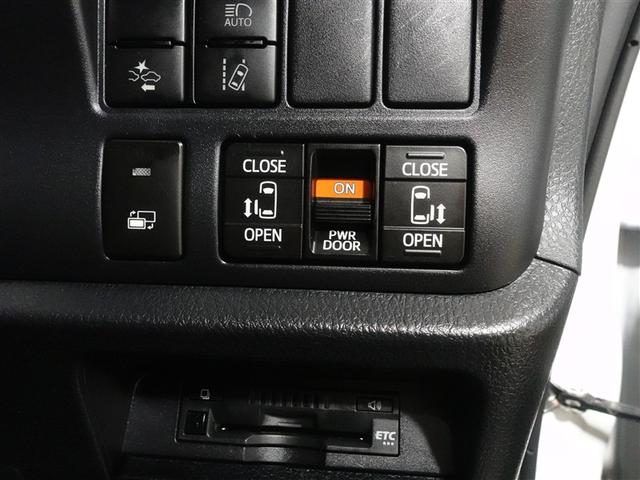 ノア Ｓｉ　ダブルバイビーＩＩＩ　４ＷＤ　フルセグ　メモリーナビ　ＤＶＤ再生　ミュージックプレイヤー接続可　後席モニター　バックカメラ　衝突被害軽減システム　ＥＴＣ　両側電動スライド　ＬＥＤヘッドランプ　ウオークスルー　乗車定員８人（16枚目）